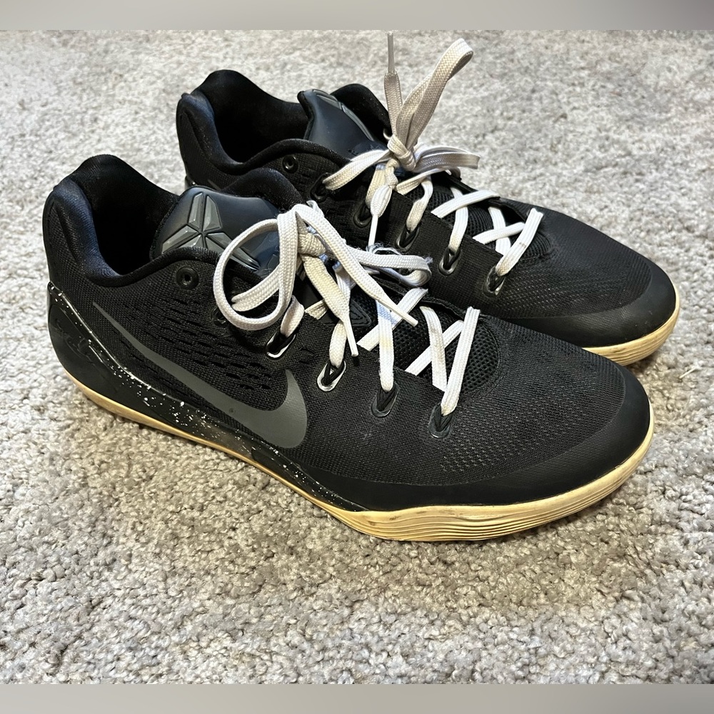 Nikeid Kobe 9 low